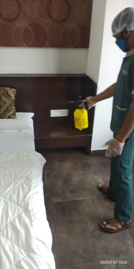 Hotel Palm View Residency Vadodara Exterior photo