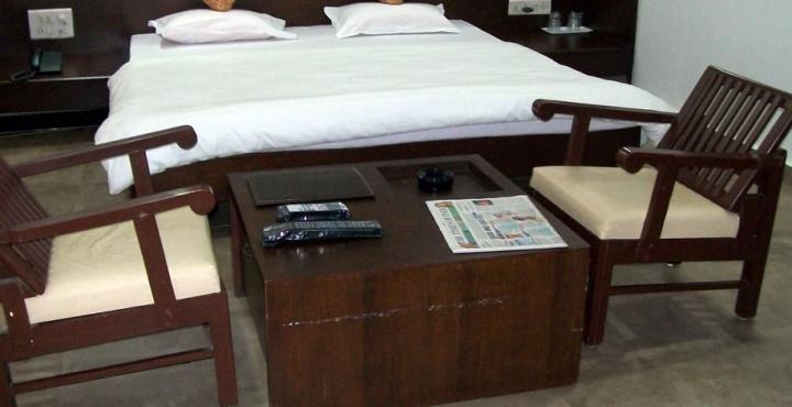 Hotel Palm View Residency Vadodara Exterior photo